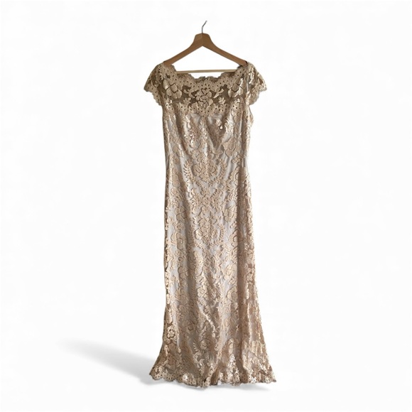 Tadashi Shoji Women Evening Dress 10 Metallic Nude Floral Lace Embroidered  Gown